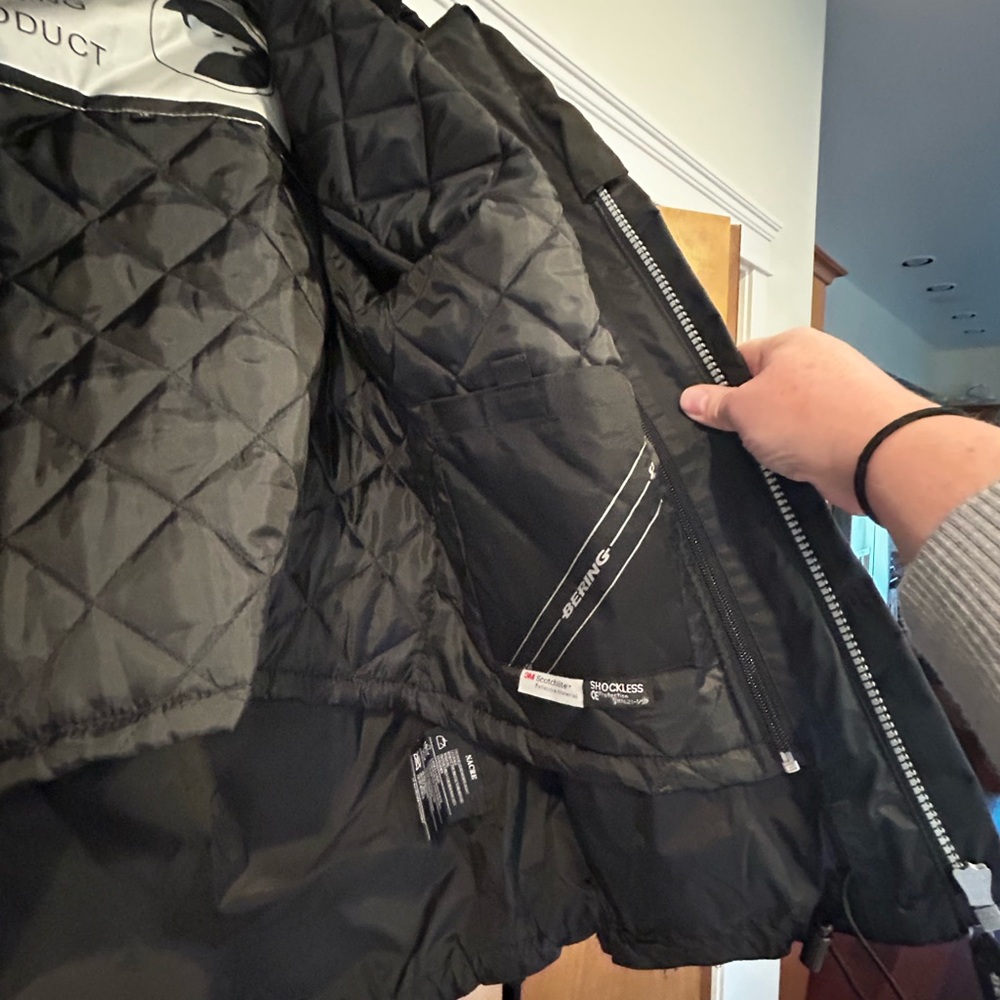 Bering Black Motorcycle Touring Jacket Sz T5 or XL - Picture 3 of 8